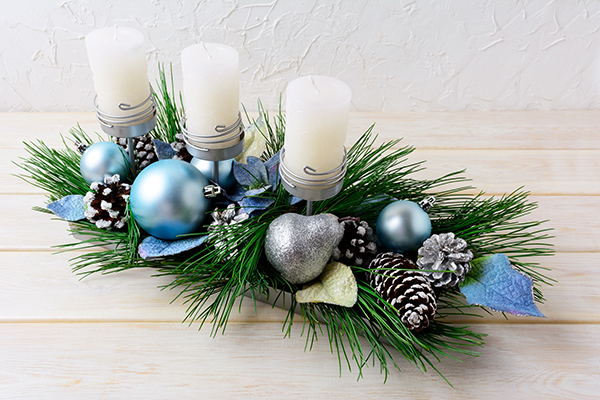 Simple DIY Christmas Table Display - The Country Diary